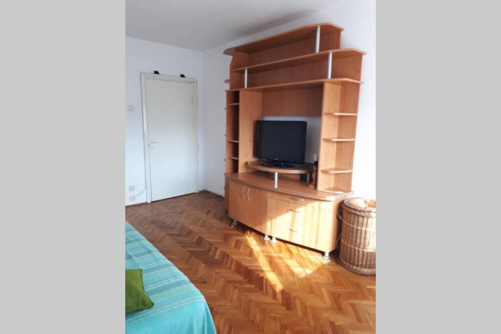 Cosy 2-Bedroom Apartment With An Amazing Panorama デヴァ エクステリア 写真