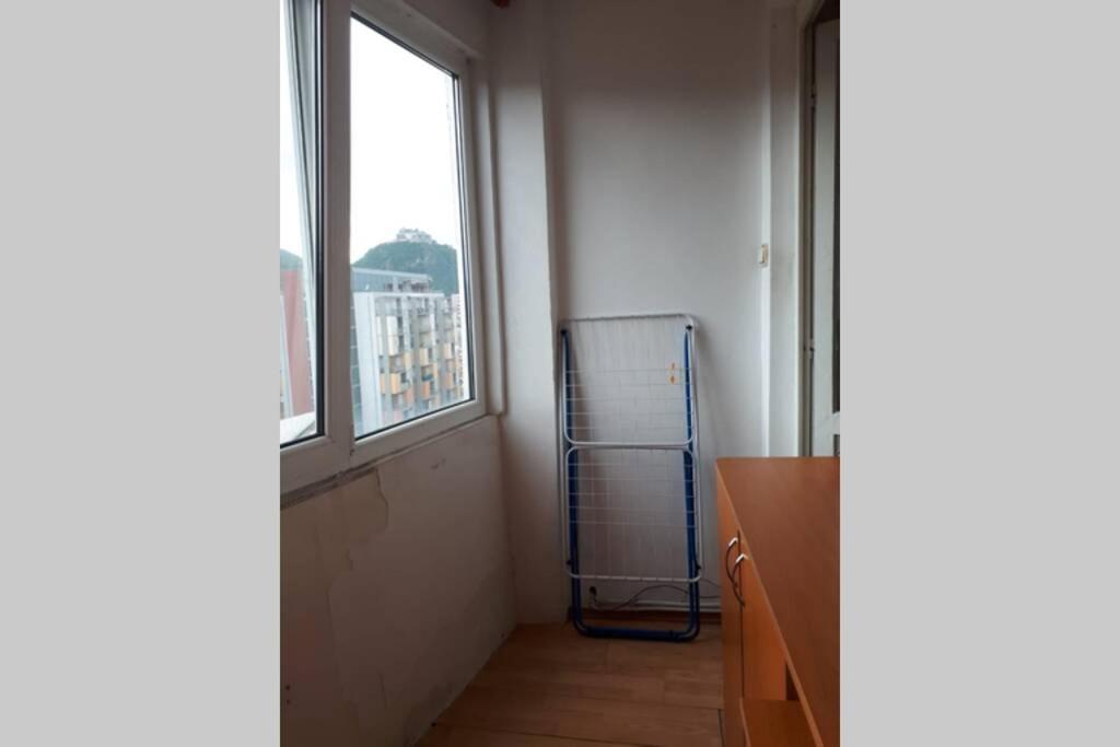 Cosy 2-Bedroom Apartment With An Amazing Panorama デヴァ エクステリア 写真