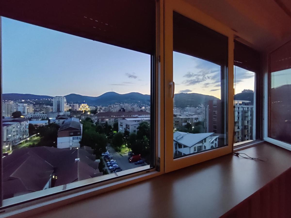 Cosy 2-Bedroom Apartment With An Amazing Panorama デヴァ エクステリア 写真