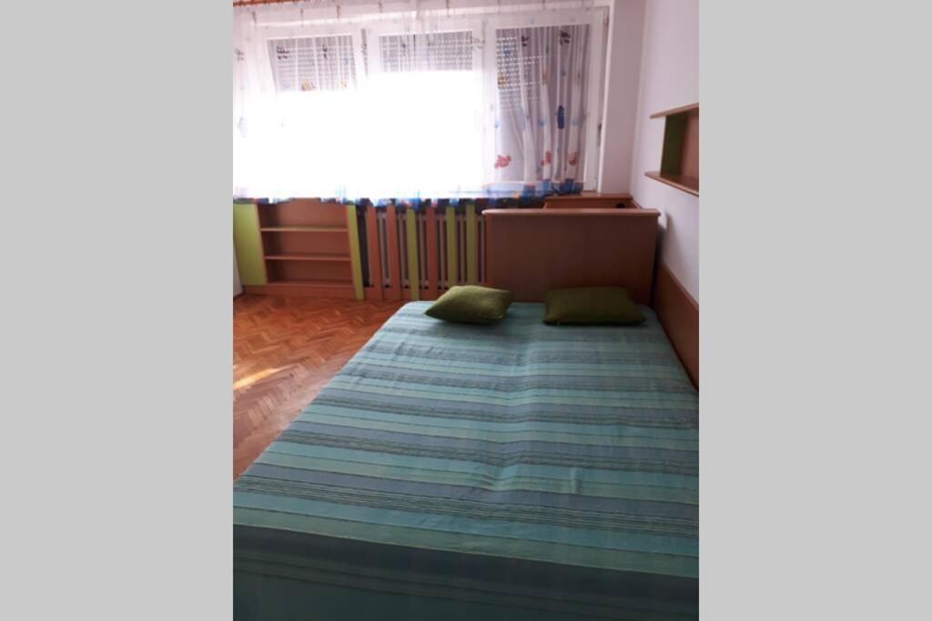 Cosy 2-Bedroom Apartment With An Amazing Panorama デヴァ エクステリア 写真